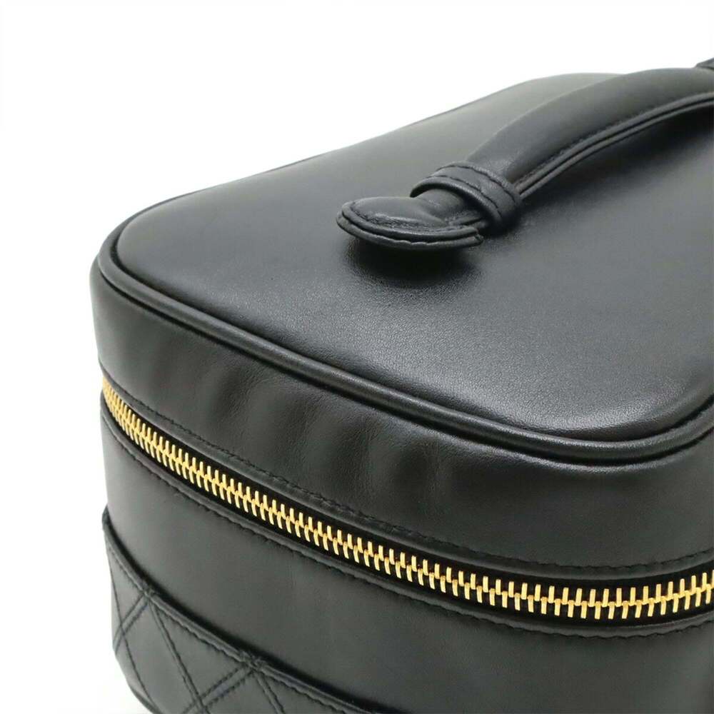 CHANEL Black Leather Pouch - Picture 8 of 10